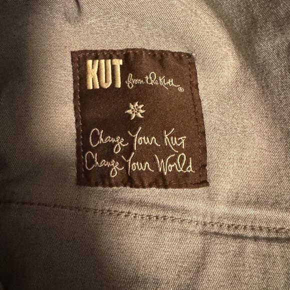 Kut from the Kloth light brown  Cargo Shorts - Picture 5 of 5